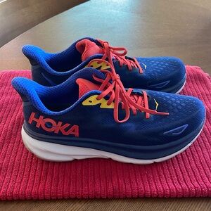 Hoka Sneakers